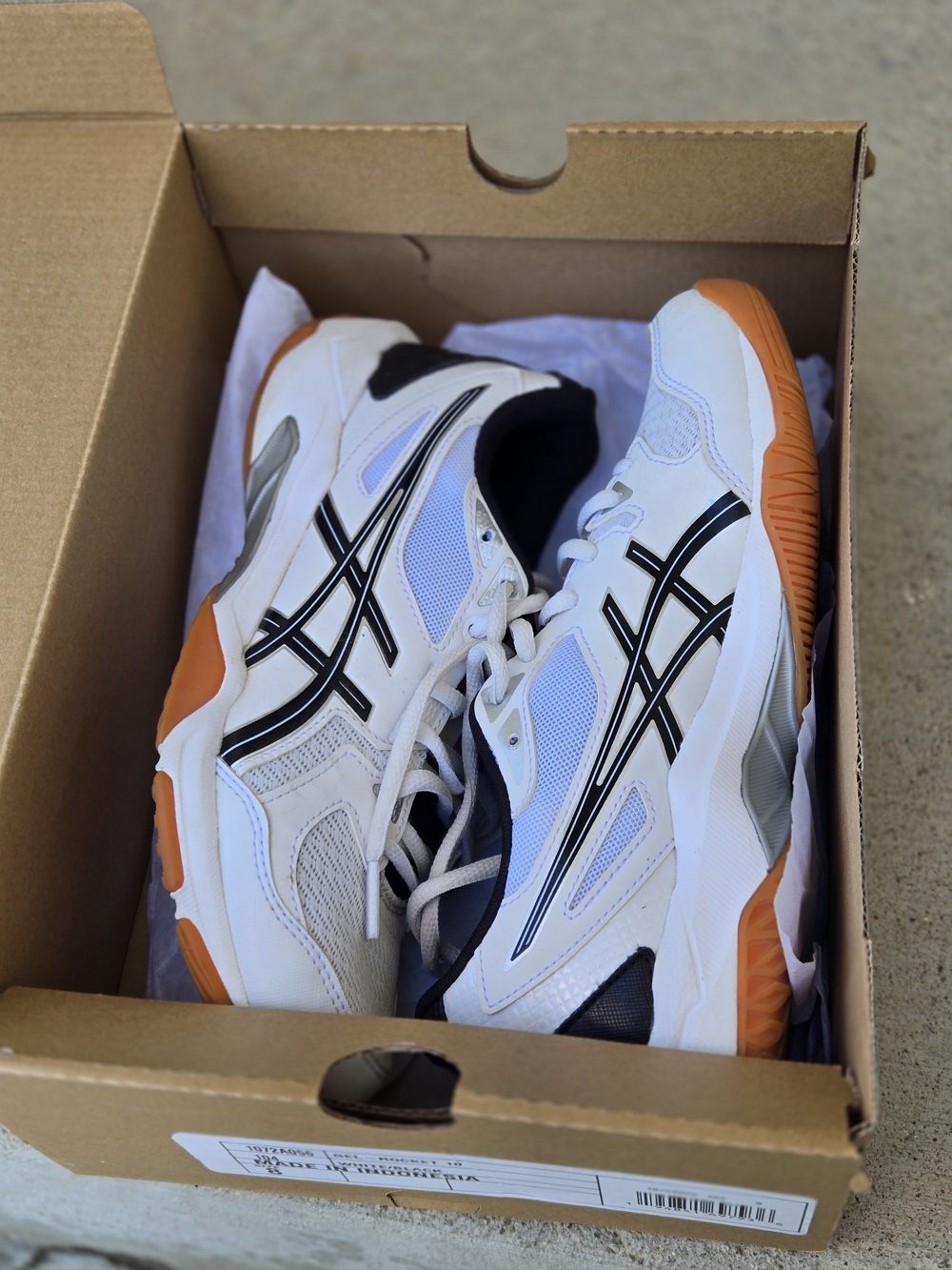 ASICS Womens White Black Orange Court Trainer